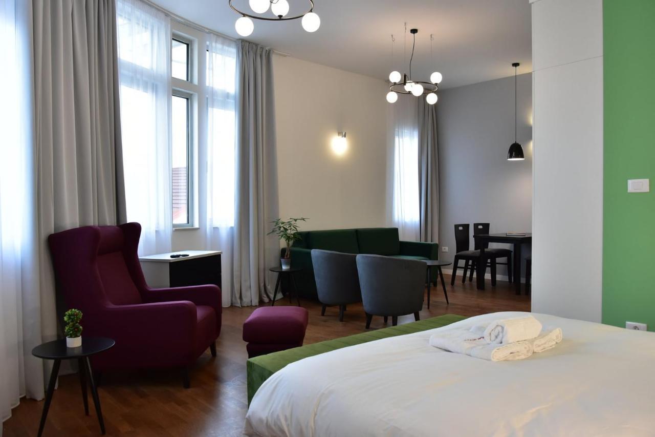 Osten Art Hotel สโกเปีย ภายนอก รูปภาพ