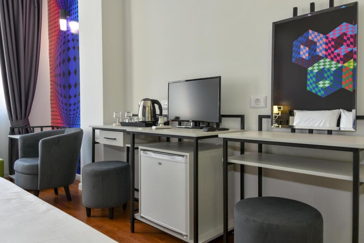 Osten Art Hotel สโกเปีย ภายนอก รูปภาพ
