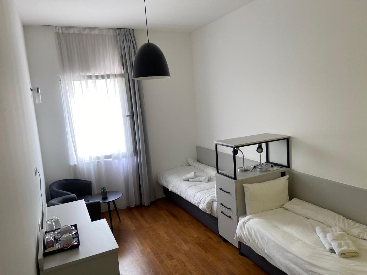 Osten Art Hotel สโกเปีย ภายนอก รูปภาพ