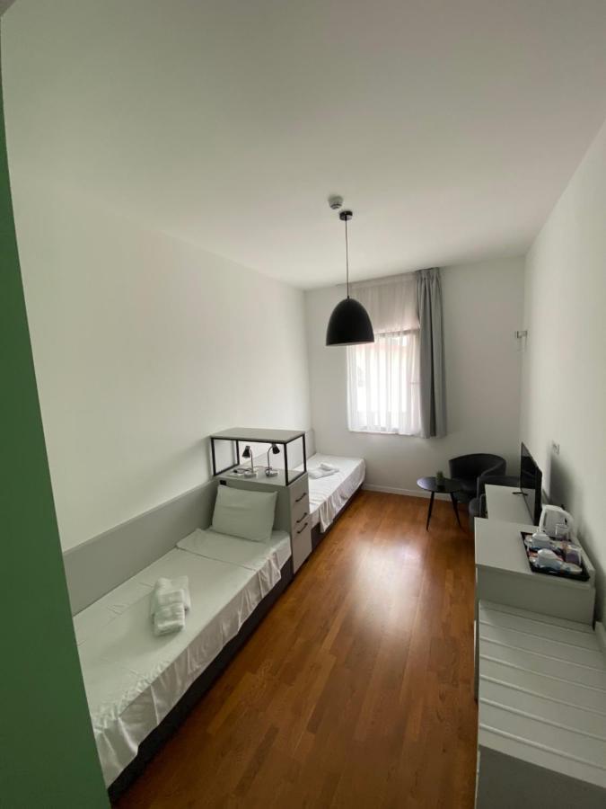 Osten Art Hotel สโกเปีย ภายนอก รูปภาพ