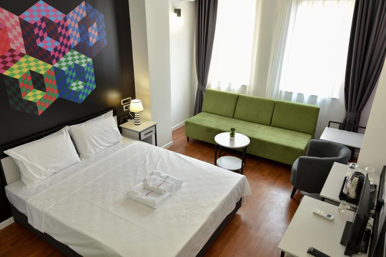 Osten Art Hotel สโกเปีย ภายนอก รูปภาพ