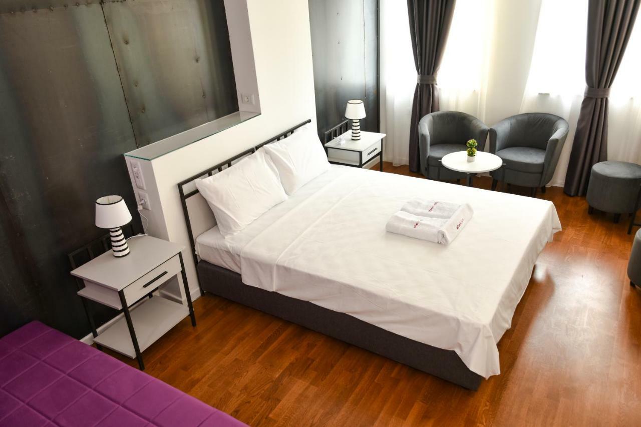 Osten Art Hotel สโกเปีย ภายนอก รูปภาพ
